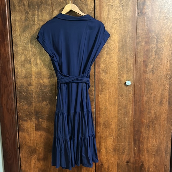EUC Maison Tara linen-blend indigo colored button down midi dress, size 14 - Picture 7 of 7